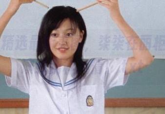 丽柜 – 精选最新美图，柒柒在丽柜一品中演绎别样风情！.txt