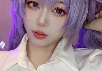 在线欣赏九言JK的精美写真图片，带你领略不同的美丽角度.txt