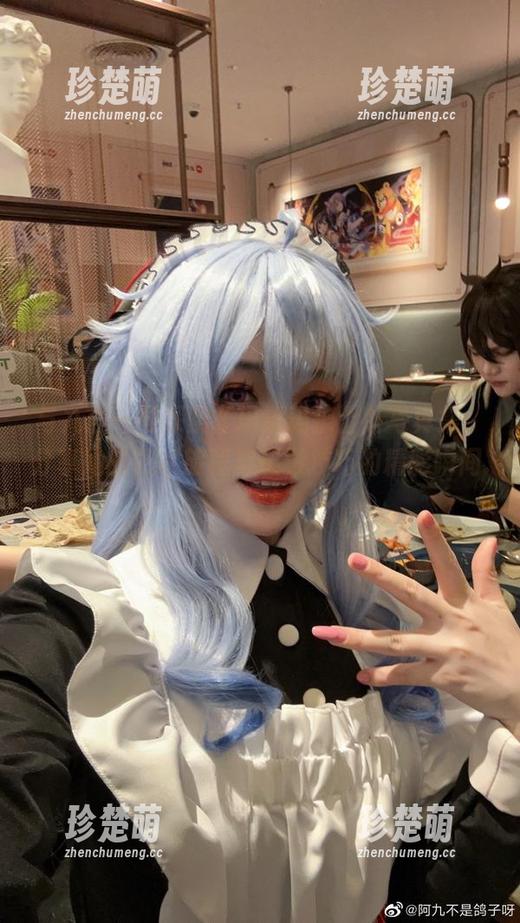九言 与九言一同探索《玛奇玛护士》写真集,分享她的艺术旅程与摄影技巧的精彩瞬间.txt