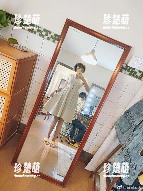 云溪溪 精选云溪溪的灰丝写真,让美丽在镜头前定格.txt