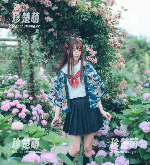 这个五更百鬼的高清图库，职业装写真真能让你感受到时尚的“烦恼”！.txt