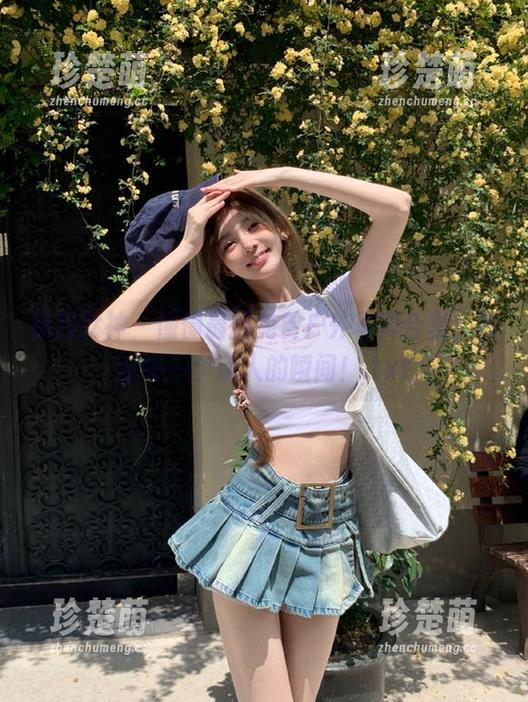 克拉女神-僮僮 克拉女神 - 僮僮最新免费户外写真合集,捕捉每一个动人的瞬间!.txt