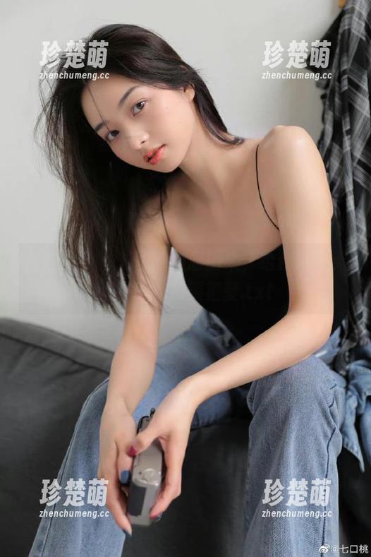 克拉女神-璇子 克拉女神 - 璇子的和服图集,给你带来无限灵感的资源汇聚.txt