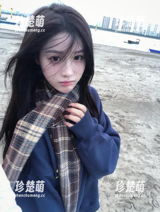 克拉女神-芝月 克拉女神 - 舞动青春,芝月水手服魅力图包资源让你重温校园时光!.txt