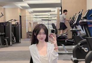 福利来袭，兔玩映画白喵喵喵的图片让你流连忘返.txt