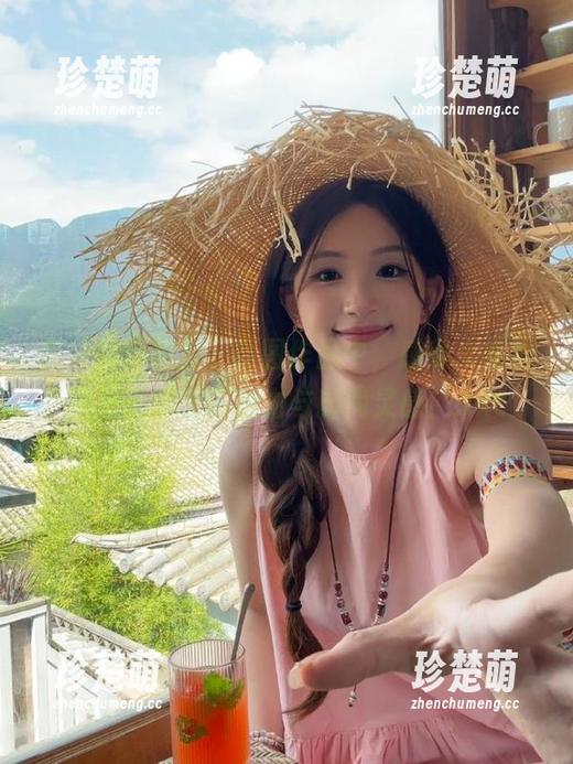 在“兔玩映画”原图作品中，感受大姐姐黑袜子的无限魅力与时尚灵感！.txt