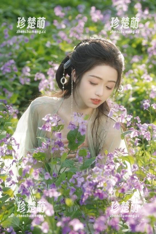 兔玩映画 图片精彩纷呈,快来观看兔玩映画独角兽校服系列,感受少女心爆棚!.txt