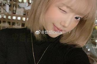 超清晰切切celia白衬衫写真,展现简约中蕴含的优雅气质.txt