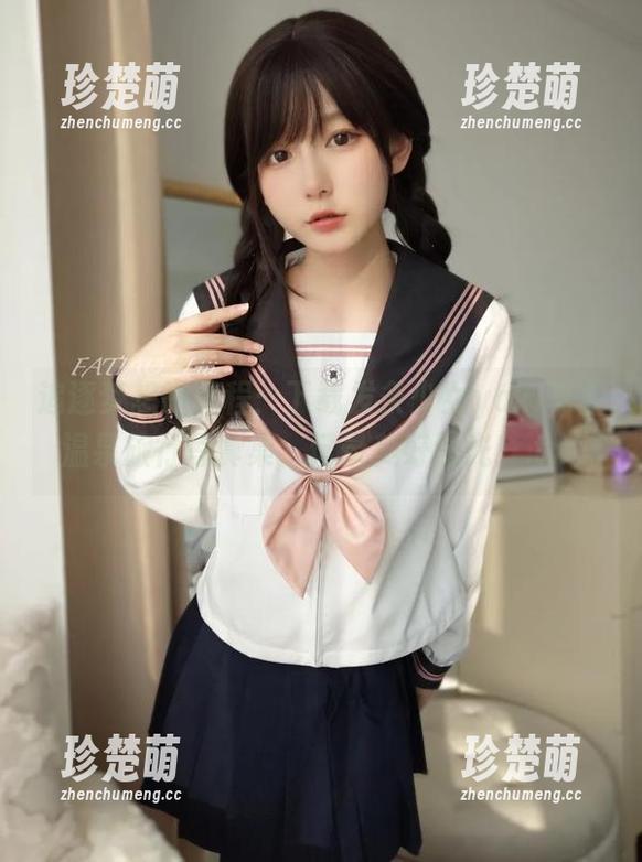 追逐梦想的旅程：下载发条少女yoki卒业温泉旅行写真集，记录美好时光！.txt