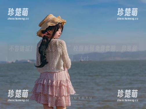 不容错过！“咬人小小兔”校服系列免费套图，尽享甜美瞬间。.txt