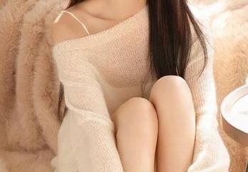 嗲囡囡 – 发现luna张静燕的日常：在线欣赏她的写真作品，尽情享受每张美丽图片的细节！.txt