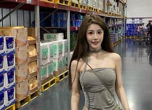 嗲囡囡 – 小Kaili小丁丁制服图包精选，时尚与经典的完美结合，让人眼前一亮.txt