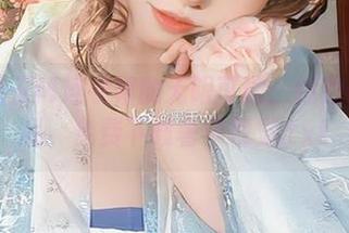 探索墨玉M连衣裙的无限可能：精致cos作品，免费下载奢华视觉.txt