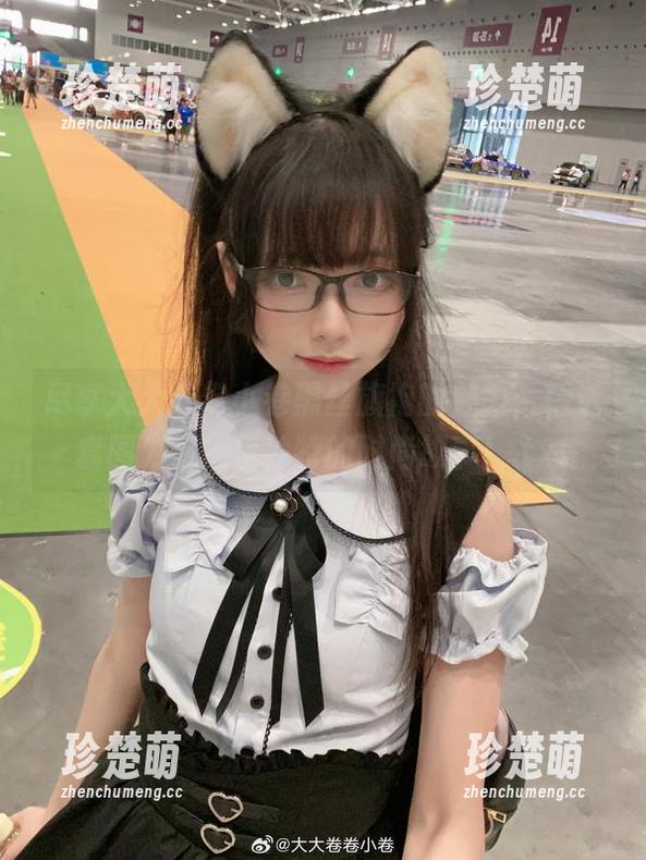 大大卷卷小卷 尽享大大卷卷小卷黑丝旗袍的魅力,精选套图为你揭示独特的时尚故事!.txt
