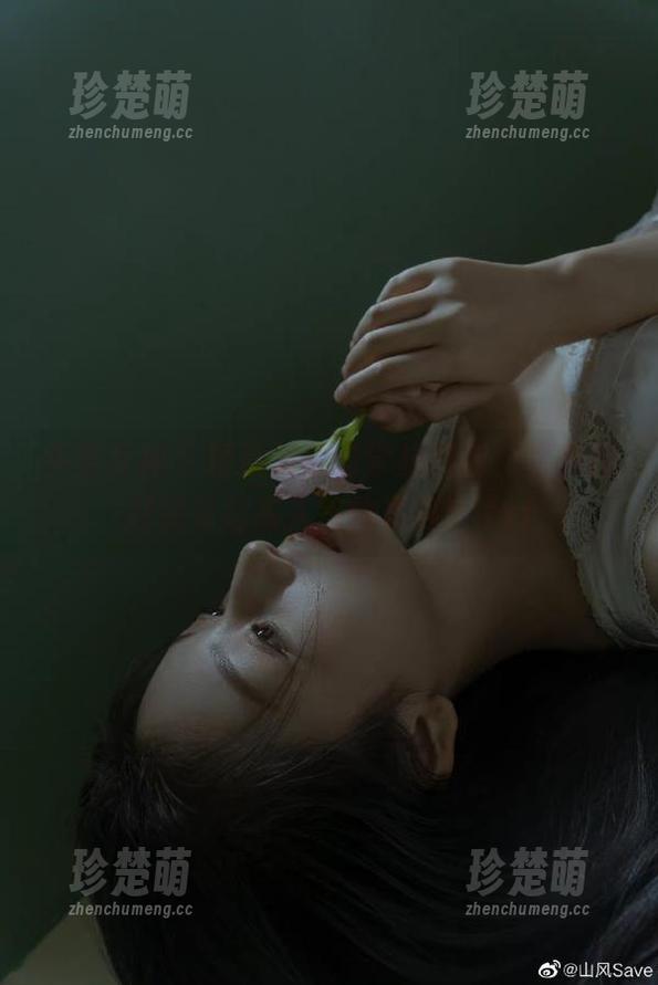 头条女神-刘瑾希 头条女神 - 精选刘瑾希学妹图包,下载即刻拥有超高人气的写真!.txt