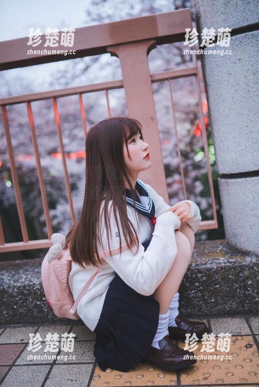 头条女神-樊安妮 头条女神 - 不可错过的樊安妮最新美脚写真照片,完美诠释了美与艺术的结合!.txt