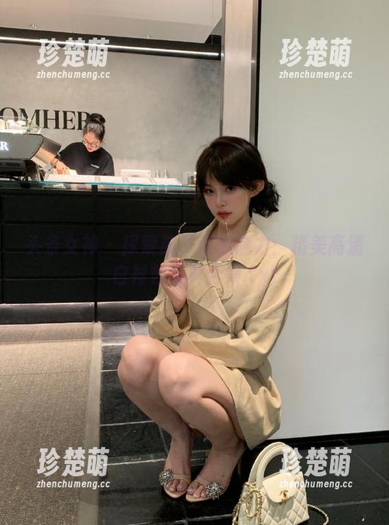 头条女神-苏子淇 头条女神 - 探索苏子淇的魅力:精美高清白衬衫写真合集.txt