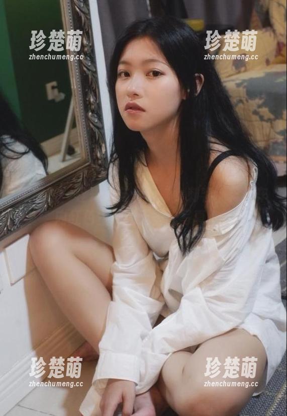 女刺客 微密圈 - 诠释爱与美:“女刺客”奔驰车内红色主题的无圣光写真.txt