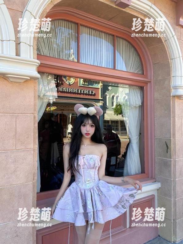 奶雯 微密圈 - 每一张原图都有故事,奶雯的私拍校服写真带你重温青春.txt