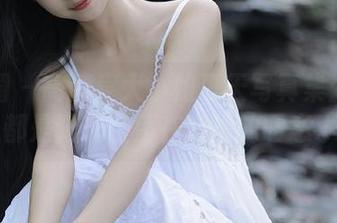 微密圈 – 高清宸大小姐夏天写真集：每一帧都是阳光洒落在心里的暖意.txt