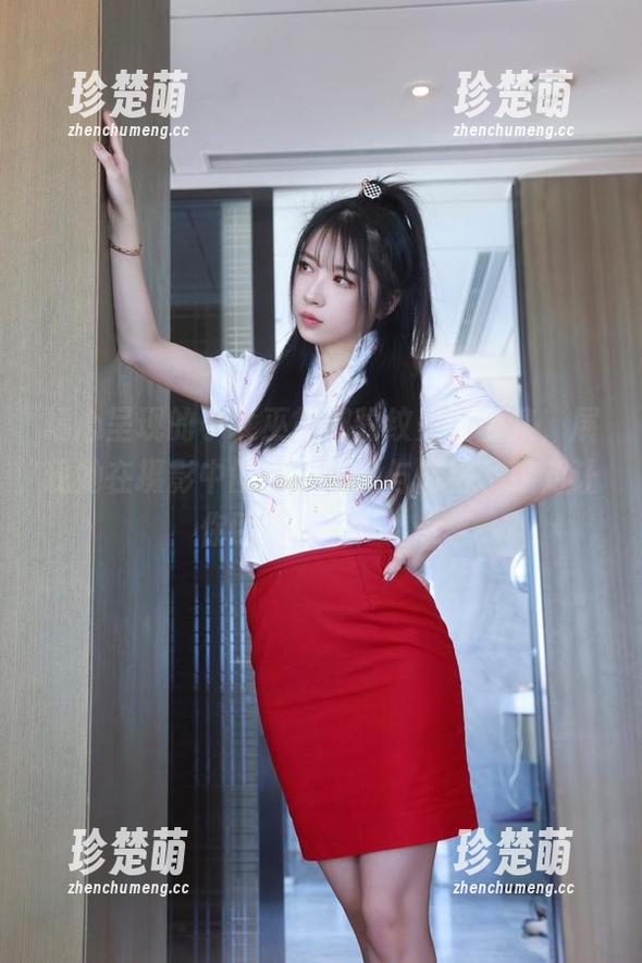 小女巫露娜 精心呈现的小女巫露娜豹纹美图合集,展现她在摄影中的独特视角与风格,绝对让你眼前一亮!.txt