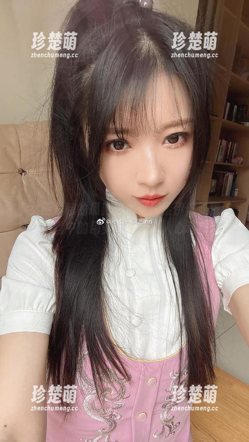 小女巫露娜的摄影艺术：探索伊俐亚猫娘写真网盘中的精美作品，令人心动！.txt
