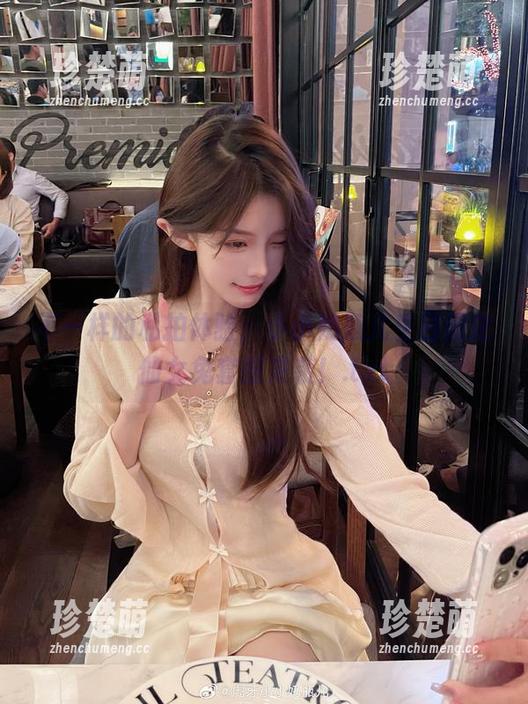 不一样的私拍体验，小小奶瓶儿生日限定仙女兔套图来袭！.txt
