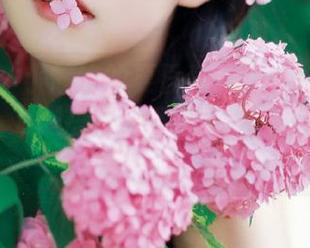微密圈 – 小芯酱的夏日梦想：泳装写真图片合集，让这些美丽瞬间陪伴你的心情.txt