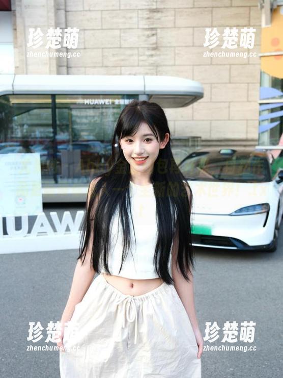 尤果网 - Abby金金图包再升级，自拍作品更新带你进入一个全新的艺术世界！.txt