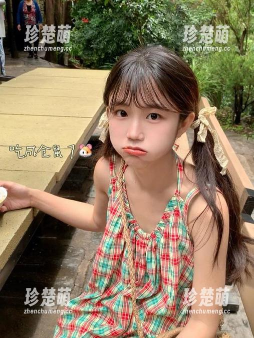 尤果网-乔依琳 尤果网 - 让你目不转睛的乔依琳皮衣写真原图,时尚与艺术的结合.txt