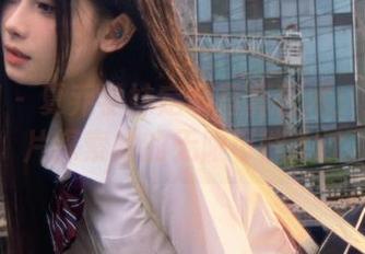 尤果网 – 夏乔学妹定制写真艺术:通过图片探索她的无限可能.txt