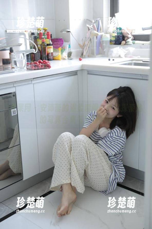 尤果网-安沛蕾 尤果网 - 安沛蕾的温柔瞬间:带你探索她的写真合集与套图.txt