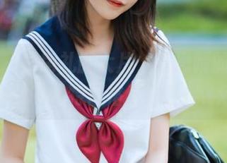尤果网 – 私房礼服大片，景思晴的图包记录她的独特风格与个性！.txt