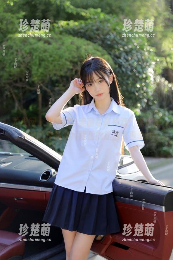 尤果网-毛COCO 尤果网 - 毛COCO美腿写真精选:深度解析她的作品及其背后的原图故事.txt