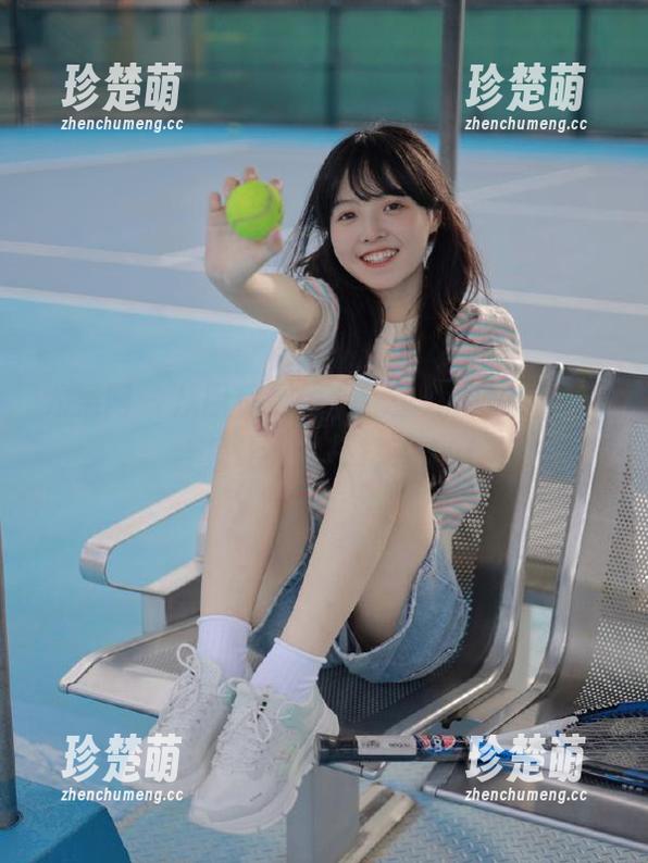 尤果网-蜜儿 尤果网 - 从厨房到镜头,蜜儿厨娘的美图合集让人爱不释手.txt