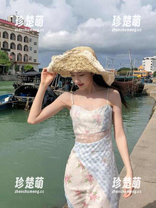 尤果网 - 在线解锁赵娜娜的吊带作品，感受时尚与青春的气息.txt