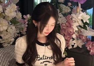 尤蜜荟 – 解锁周于希吊带写真精选，图片展现多样风情与个性.txt