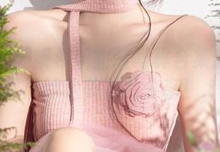 尤蜜荟 – 周妍希职业装写真合集：优雅气质尽展的绝美照片分享！.txt