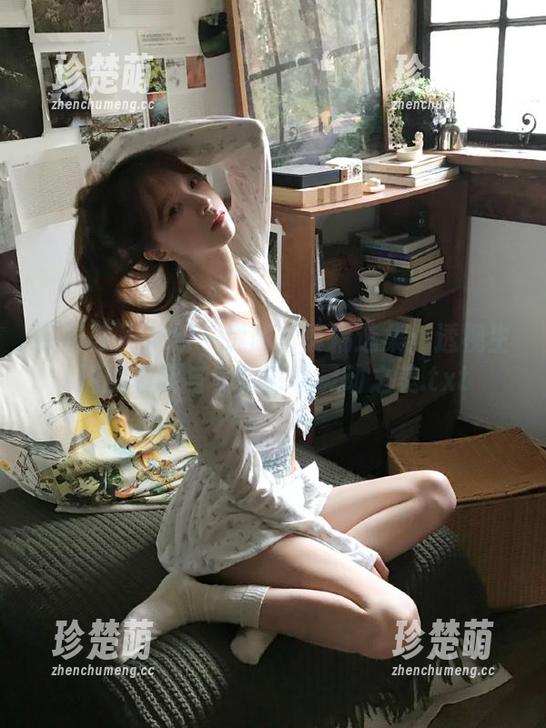 尤蜜荟-林幼一 尤蜜荟 - 林幼一透明写真精选集:透视生活的真实与美,感受灵动之美.txt