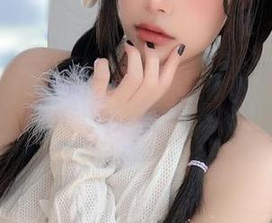 深入探讨布丁大法的艺术创作，黑丝旗袍写真资源让每一位观者心动不已！.txt