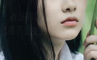 推女神 – 看潇同学的海边美图更新，你会怀疑自己是不是生活在封闭的世界里！.txt