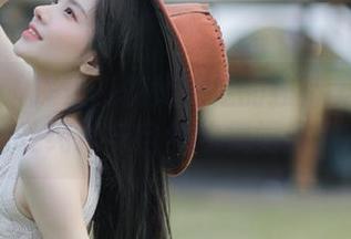 推女神 – 探索谢忱倬裸足的独特美图在线，享受纯粹与自然的视觉盛宴.txt