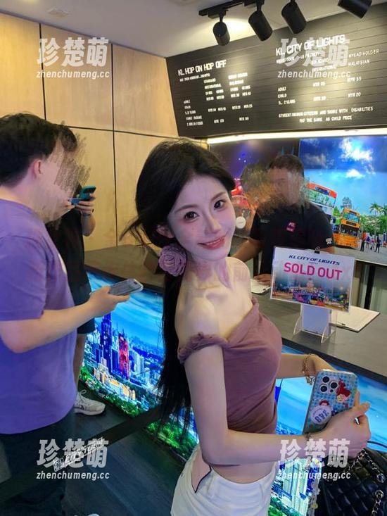 推女神 - 金BABY全新豹纹写真揭晓，最新作品带你体验时尚界的前沿动态！.txt