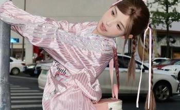 微密圈 – 最新提袜少女白色写真：少女心满满，简单搭配也能出彩！.txt