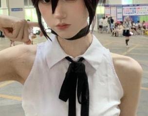 星颜社 – 在线分享何晨曦的美足写真，让每个瞬间深刻难忘.txt