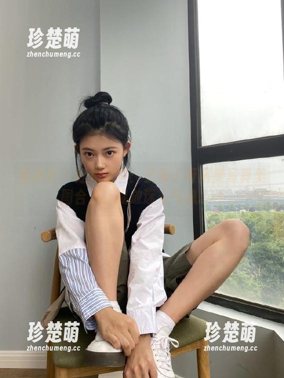 星颜社-王俪丁呀 星颜社 - 红裙之梦:王俪丁呀精美写真美图合集,绽放迷人气息.txt