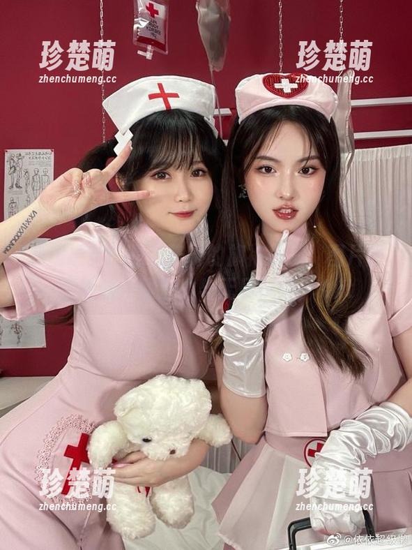 是依酱呀 私房摄影:是依酱呀的旗袍风采,图片展示她的优雅魅力与无尽风情!.txt