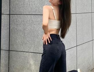 微密圈 – 感受果儿Victoria美腿的视觉冲击，原图分享精彩不断.txt