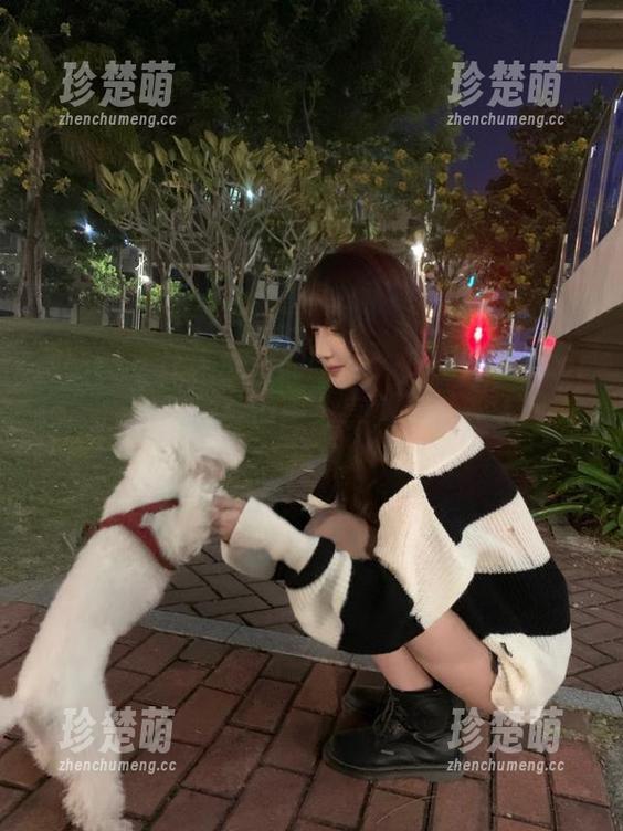 果儿Victoria 微密圈 - 让人心动的瞬间:“果儿Victoria”内衣图集与原图分享,尽显迷人风采.txt
