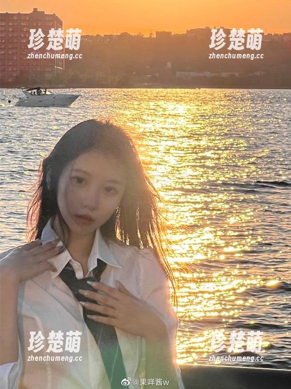果咩酱 春色满园,果咩酱为你呈现的春天写真观看合集不容错过!.txt